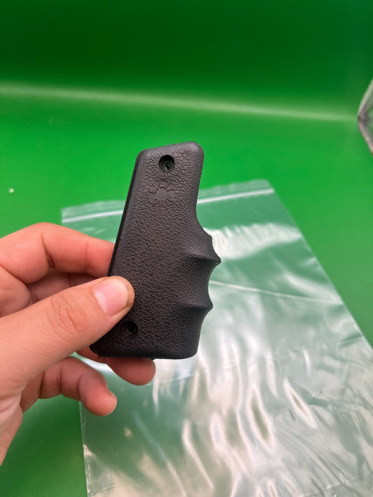 1911/45 Style Rubber Split Grips