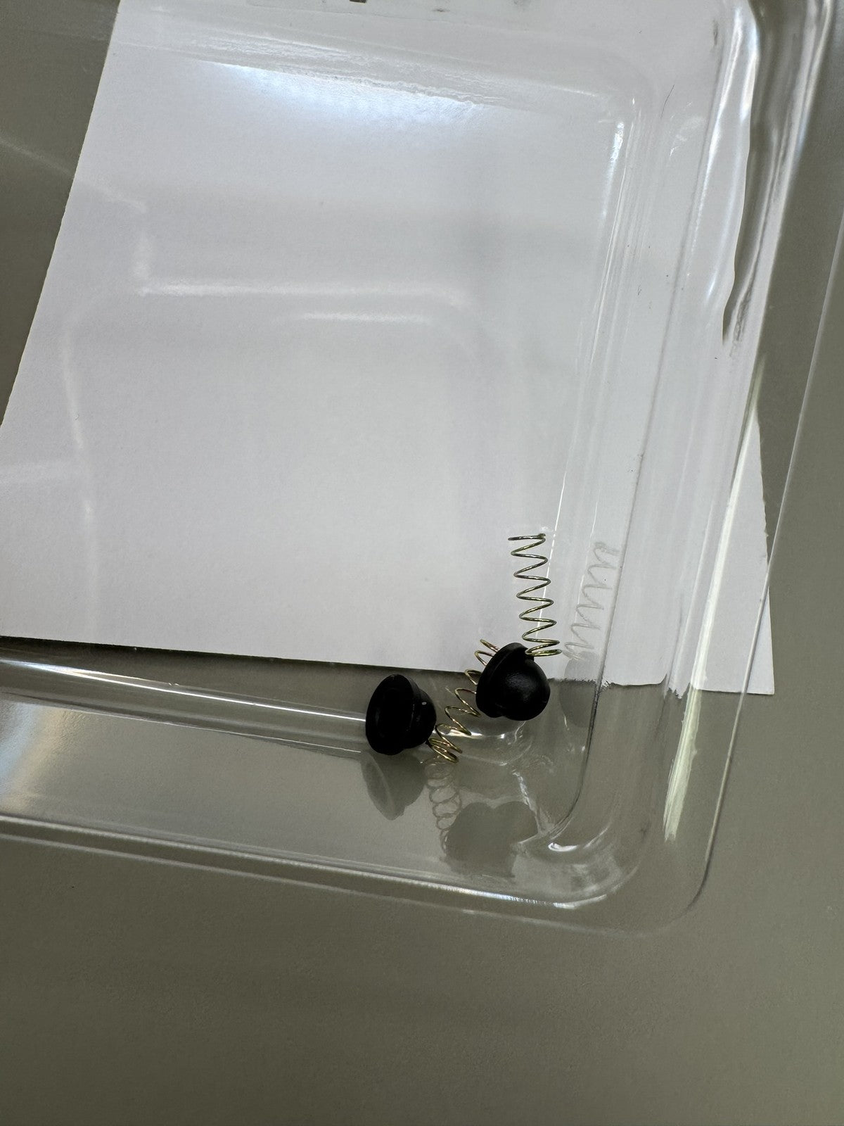 Dye DM6 Detents