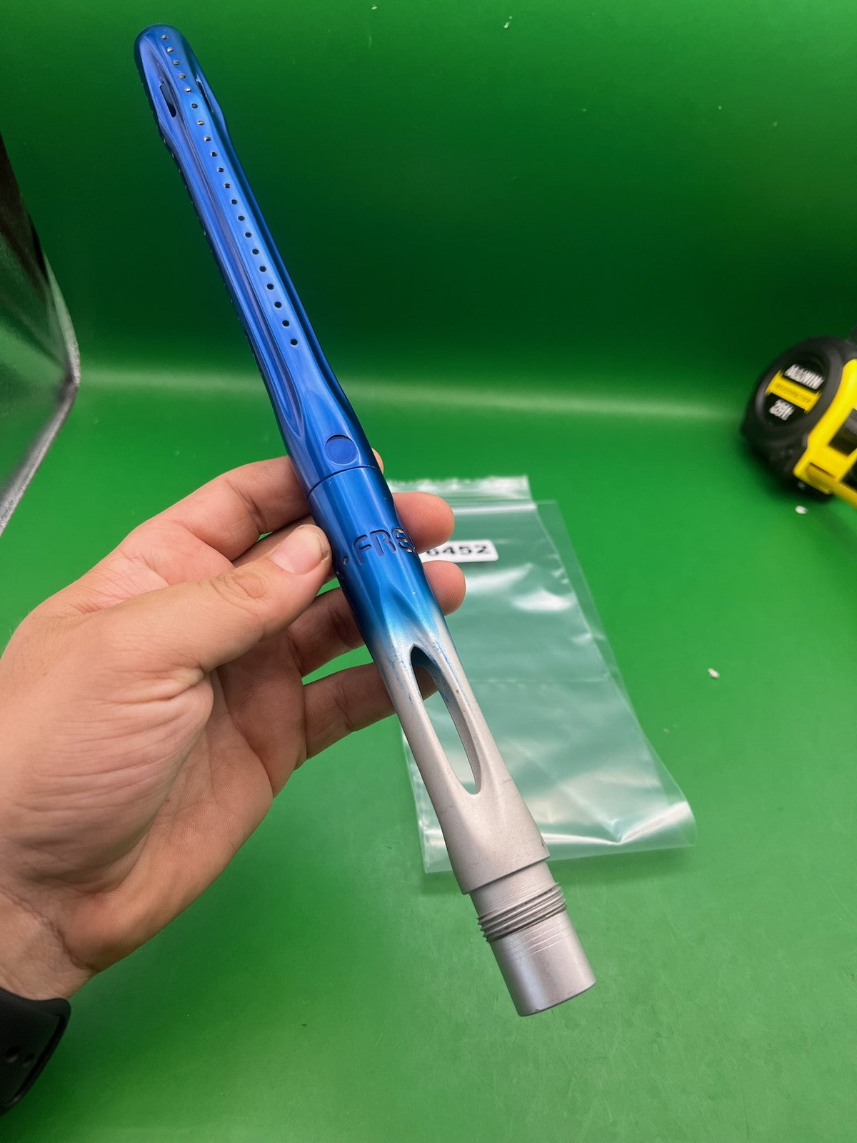 Smart Parts Freak Barrel Blue Silver Fade 14" Shocker Thread - used paintball barrel (two-piece, front/back set) - blue/silver fade