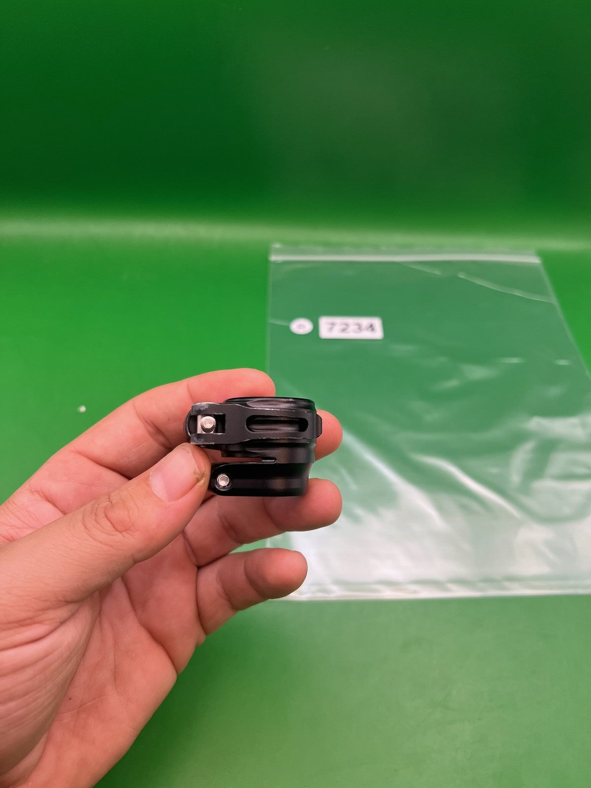 Clamping Feedneck Black Planet Eclipse