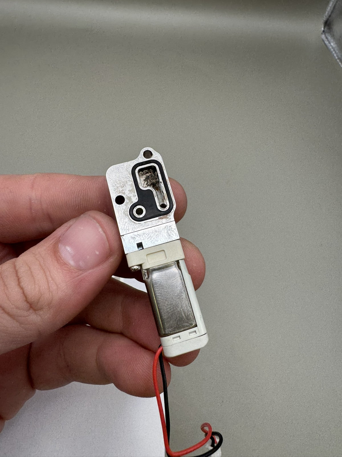 Dye DLS Solenoid