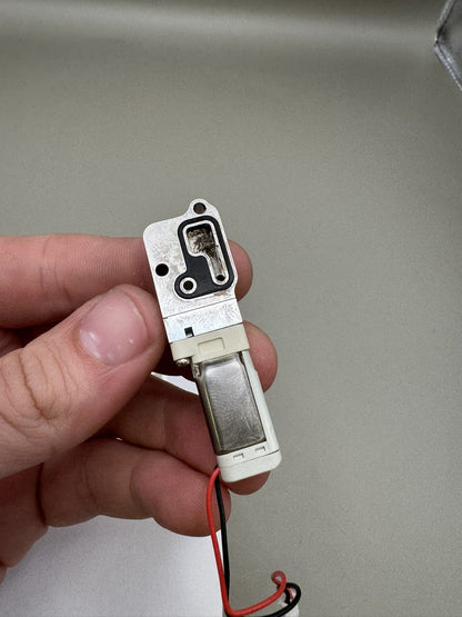Dye DLS Solenoid