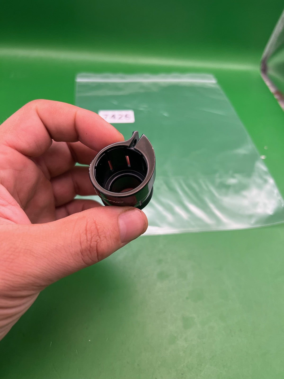 Hybrid Headlock Feedneck Ion Threaded