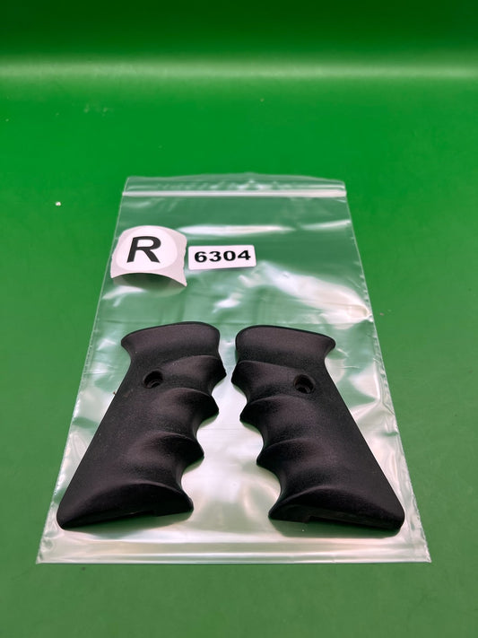 Single Hole Automag Grips - used paintball grip panels - black