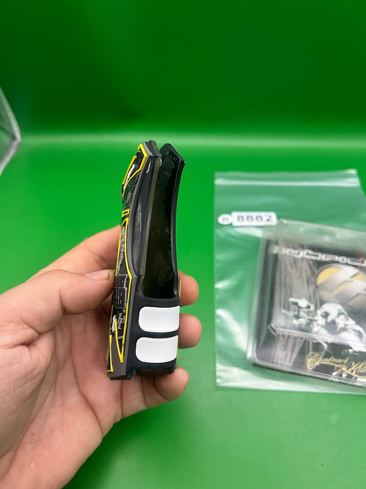 Hybrid Contract Killer Dye DM Grips Black Yellow Gray DM4 DM5 DMC Proto PM