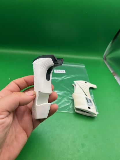 Planet Eclipse Ego Lv1.6 Grip Panels White Black