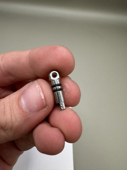 DLX Luxe 2.0 Bolt Lock Pin