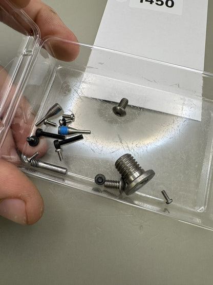 Dye DLS Screw kit
