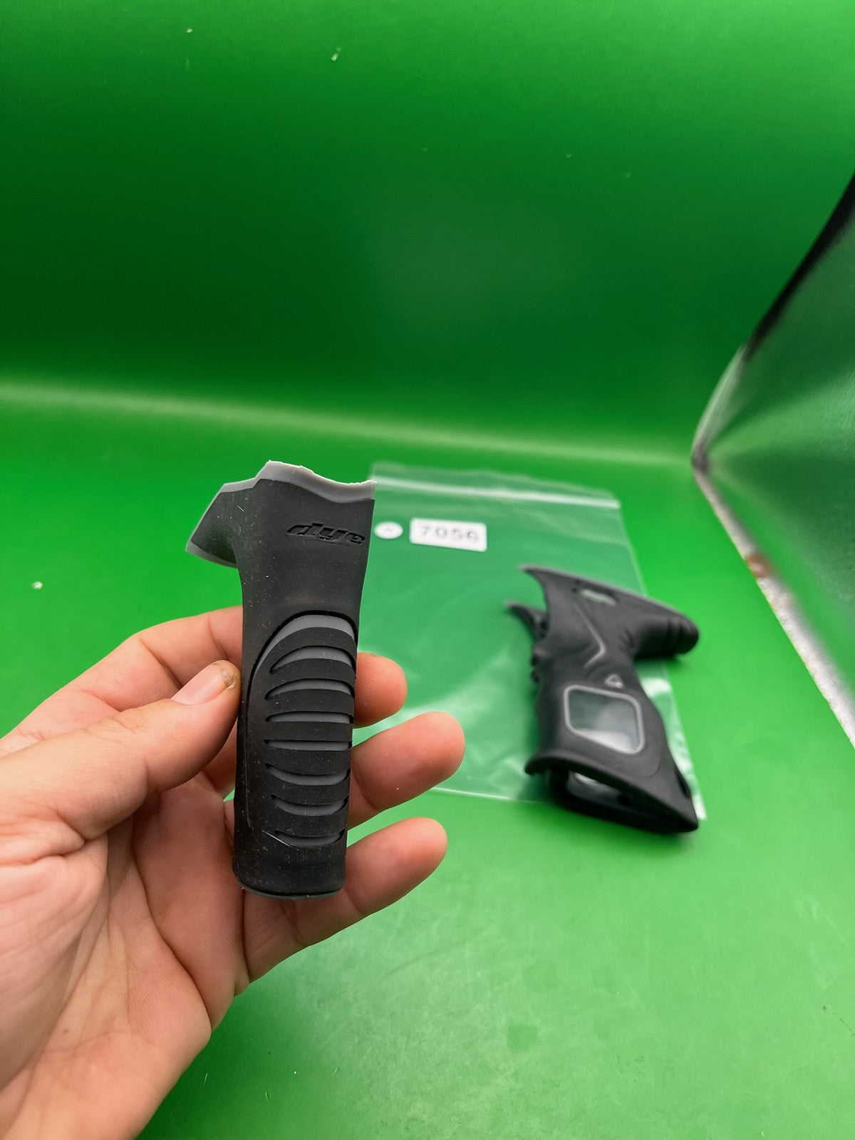 Dye DYE M2/M3 GRIP Panels Black