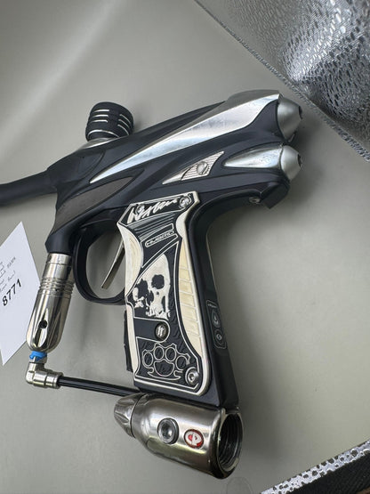 Dye DMC - Paintball Marker Fully Working