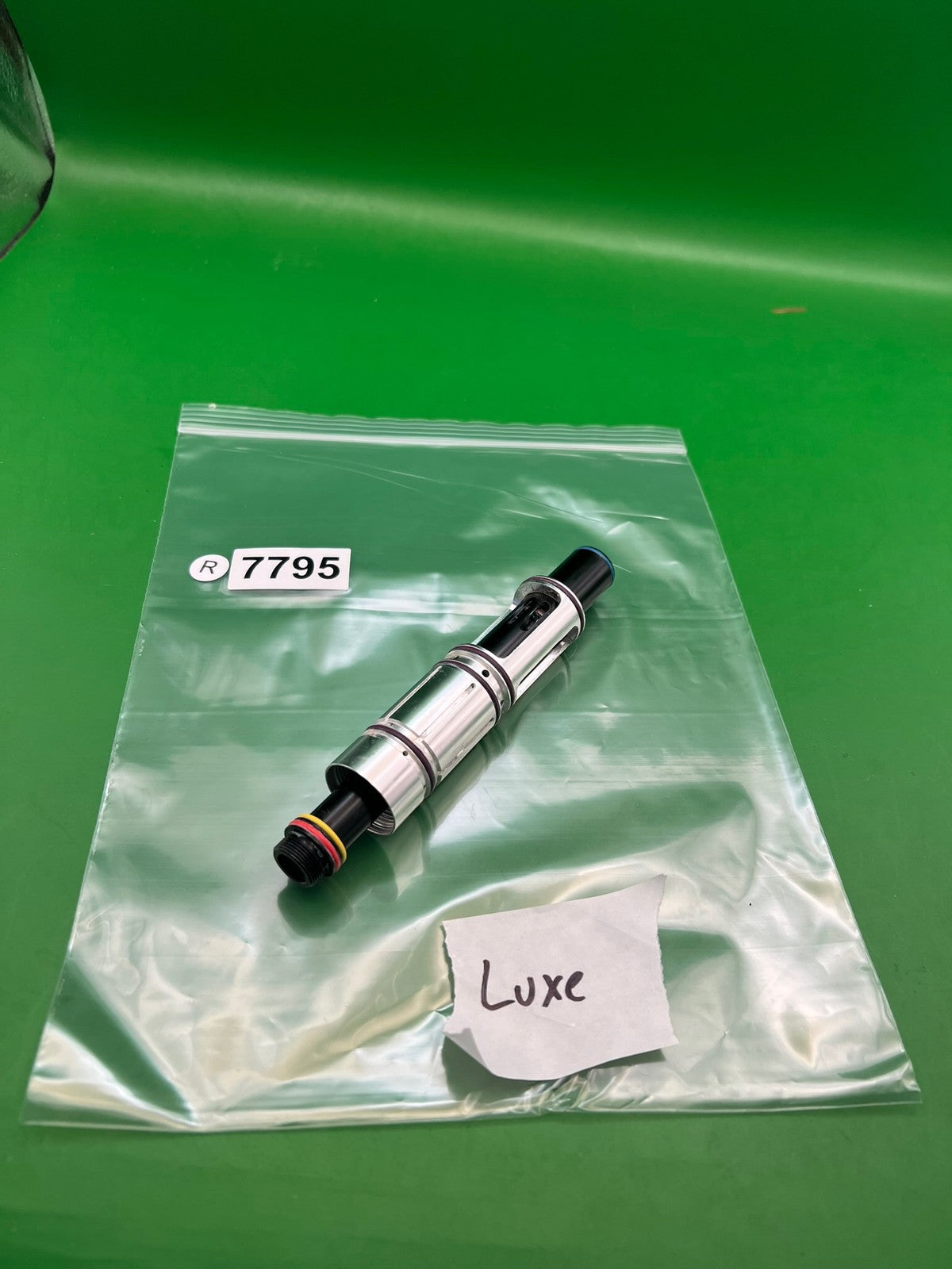 DLX Luxe Bolt Kit