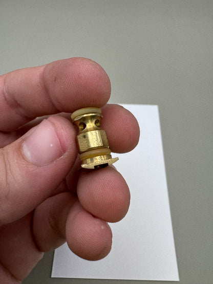 AGD Automag BT On/Off Valve Brass