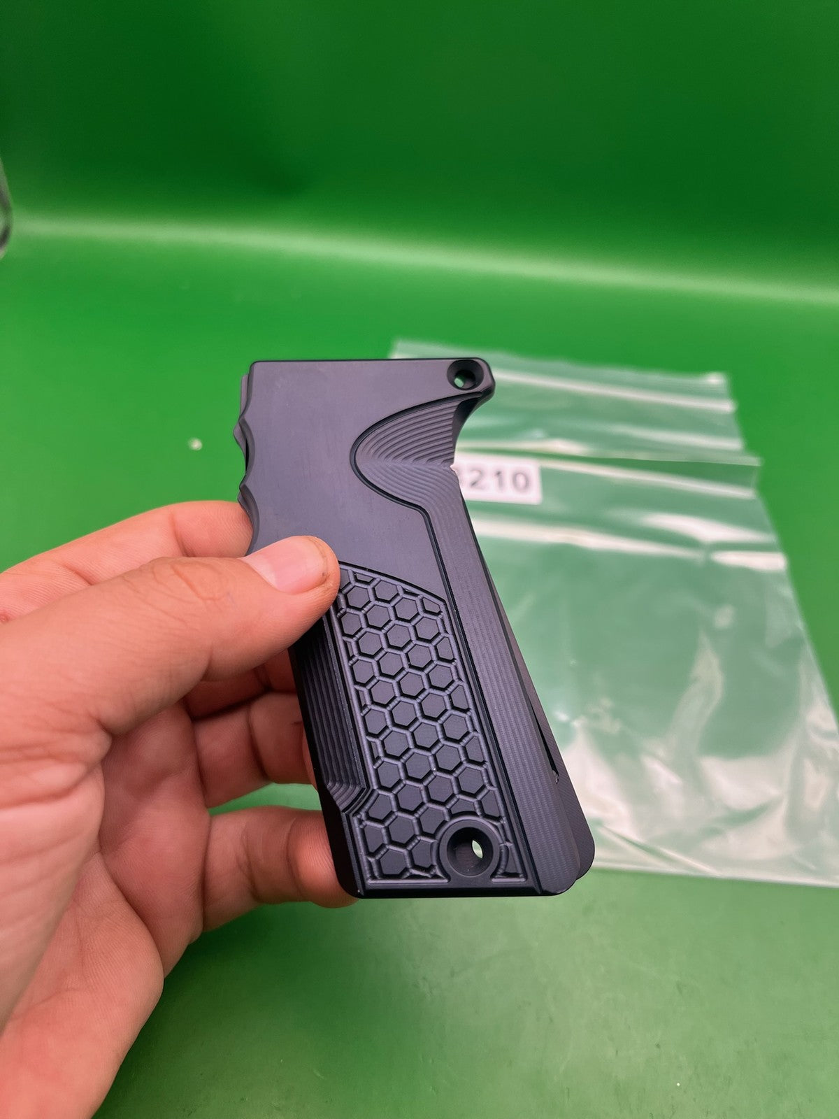 Custom Slim ODM Cocker Aluminum Grips