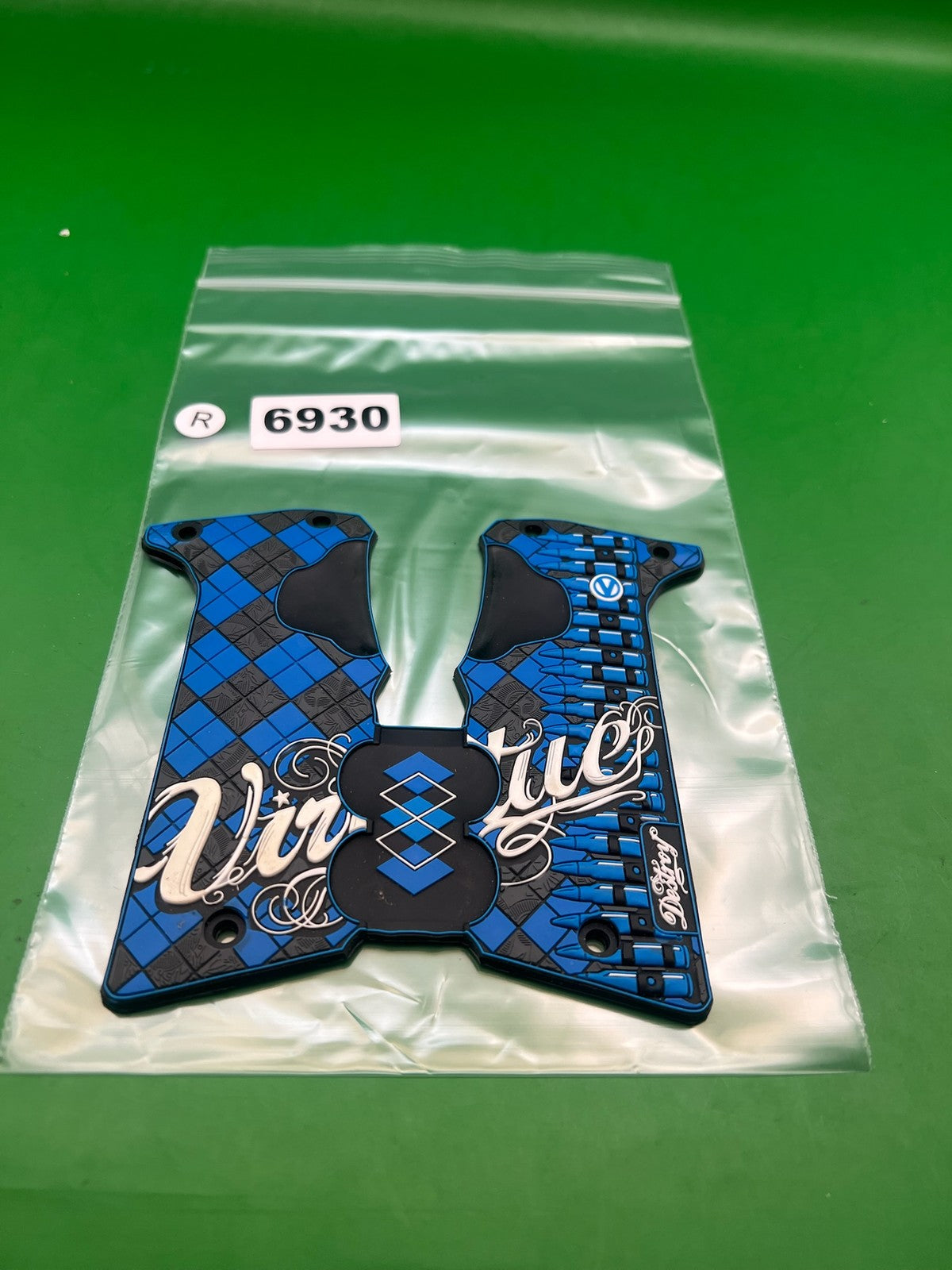 Virtue Grip Panels Series Blue Black
