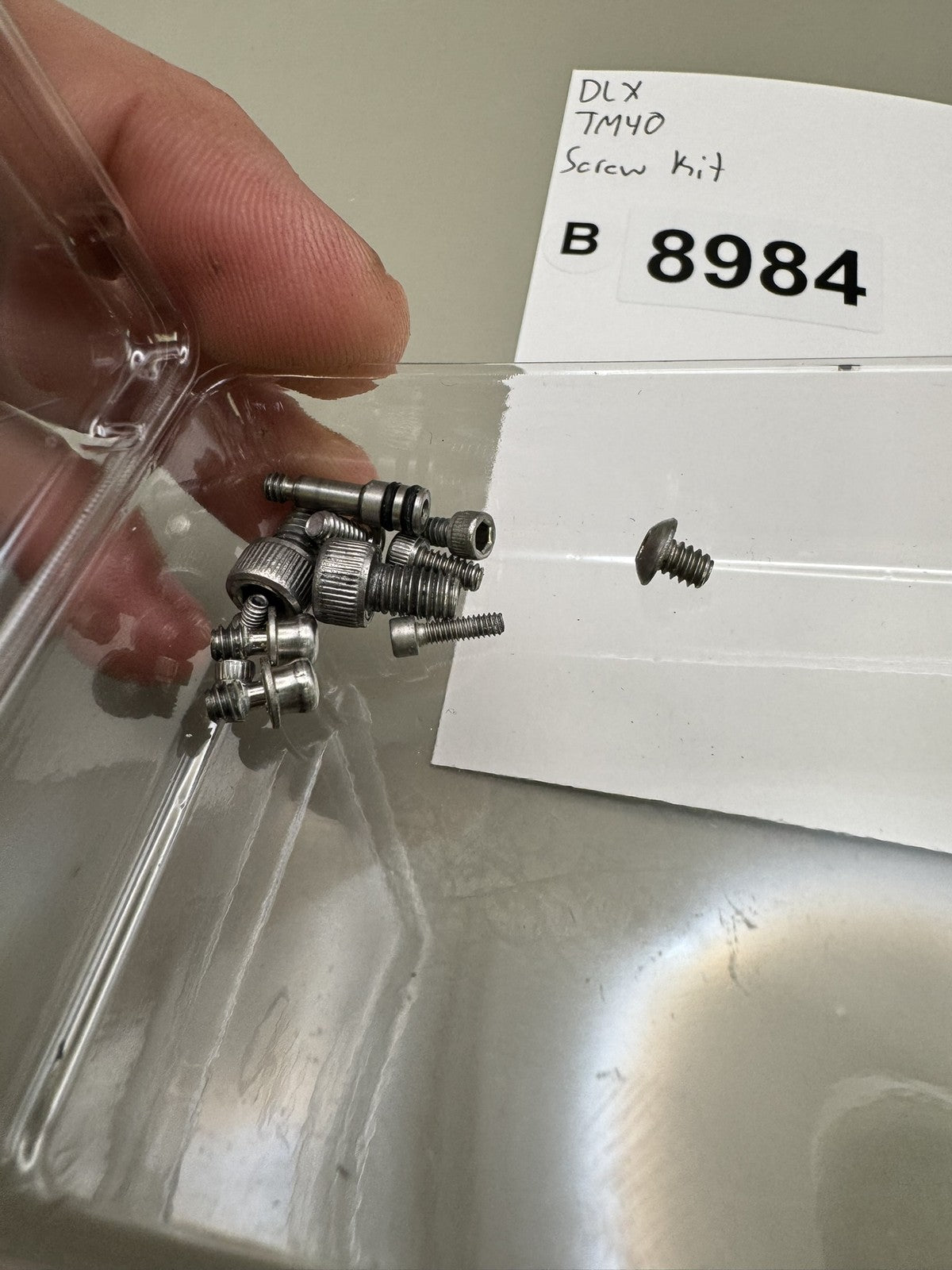DLX TM40 Screw Kit