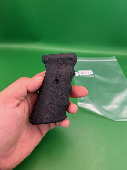AGD Automag Classic Single Hole Grip Panel Black Rubber Textured