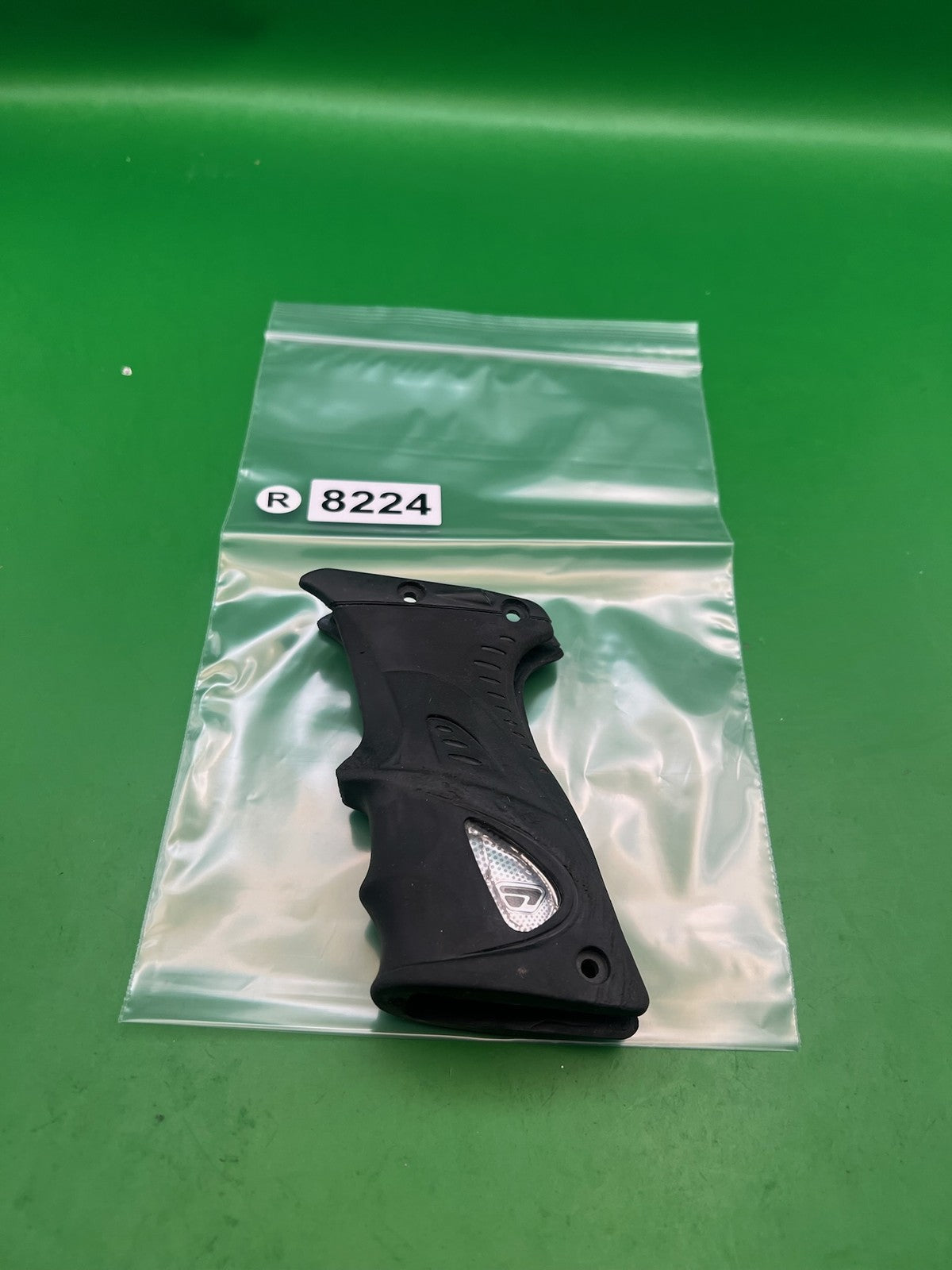 Dye DM/PM Grips