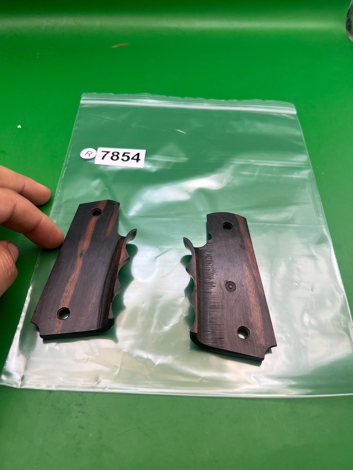 Wood Double Screw Grips