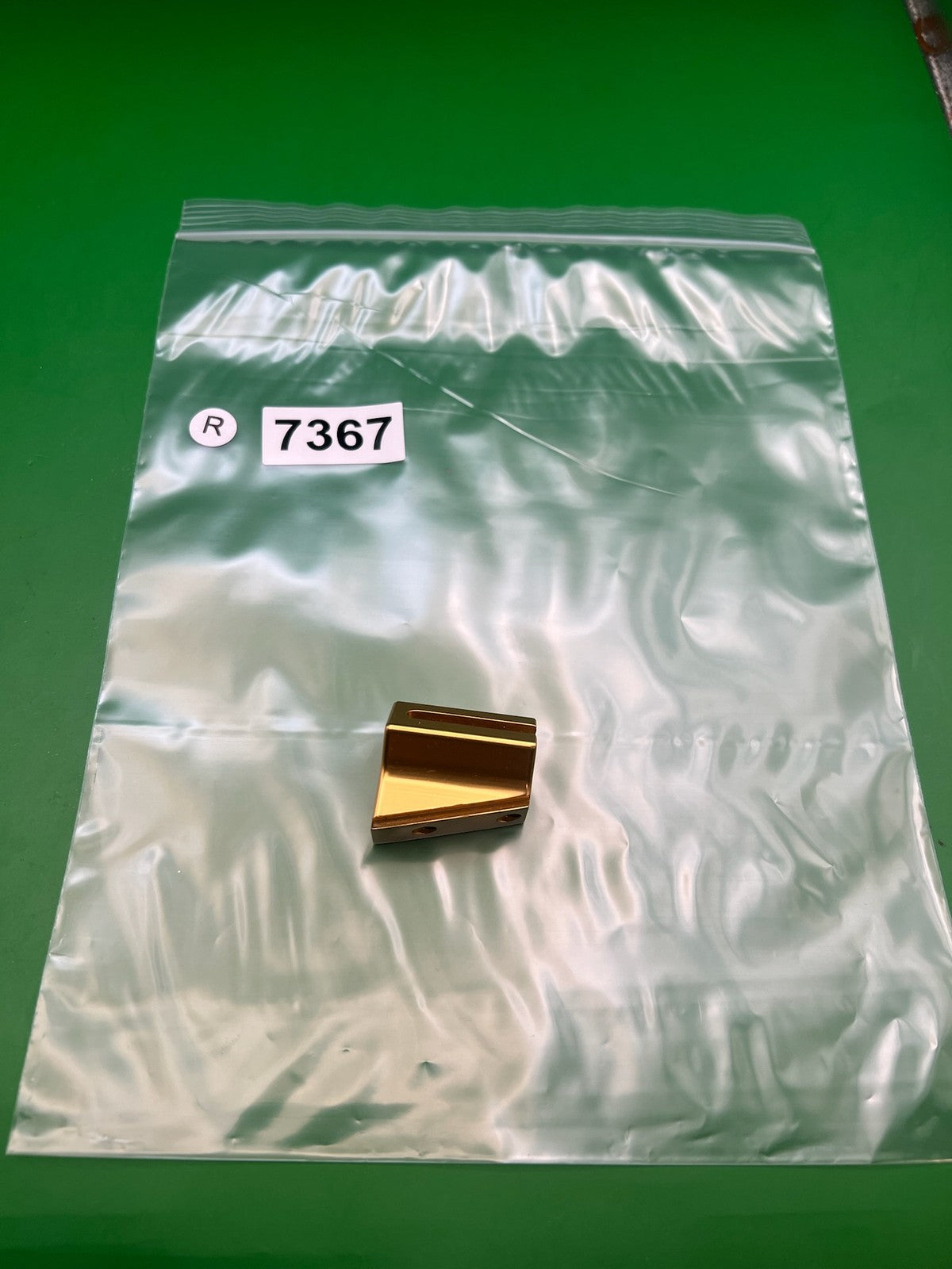 Gold Lukes Angled Rail