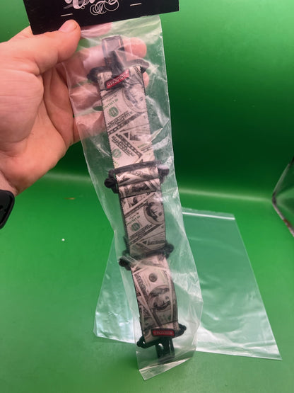 Virtue Money Strap