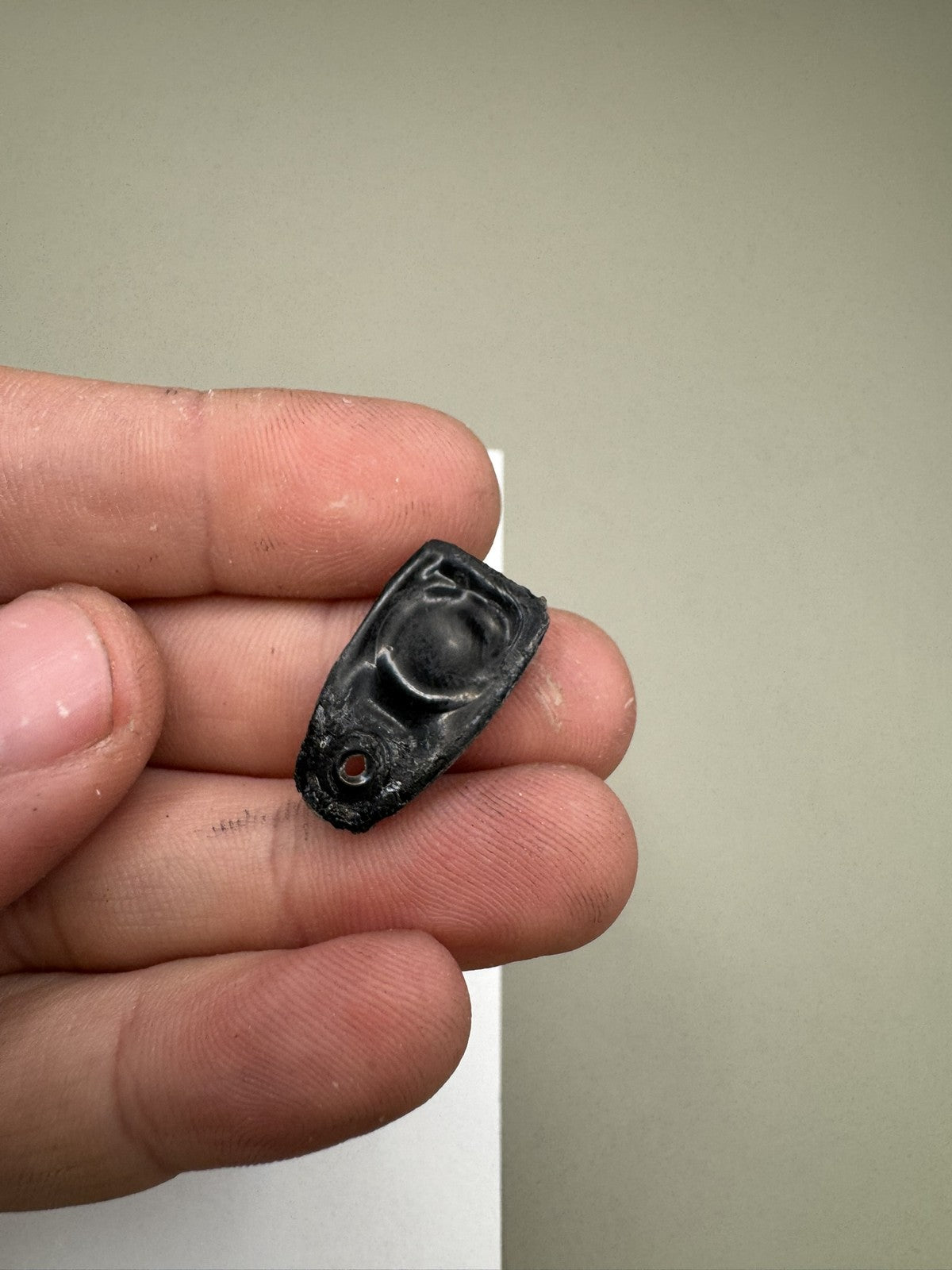Bob Long Mara Button Cover