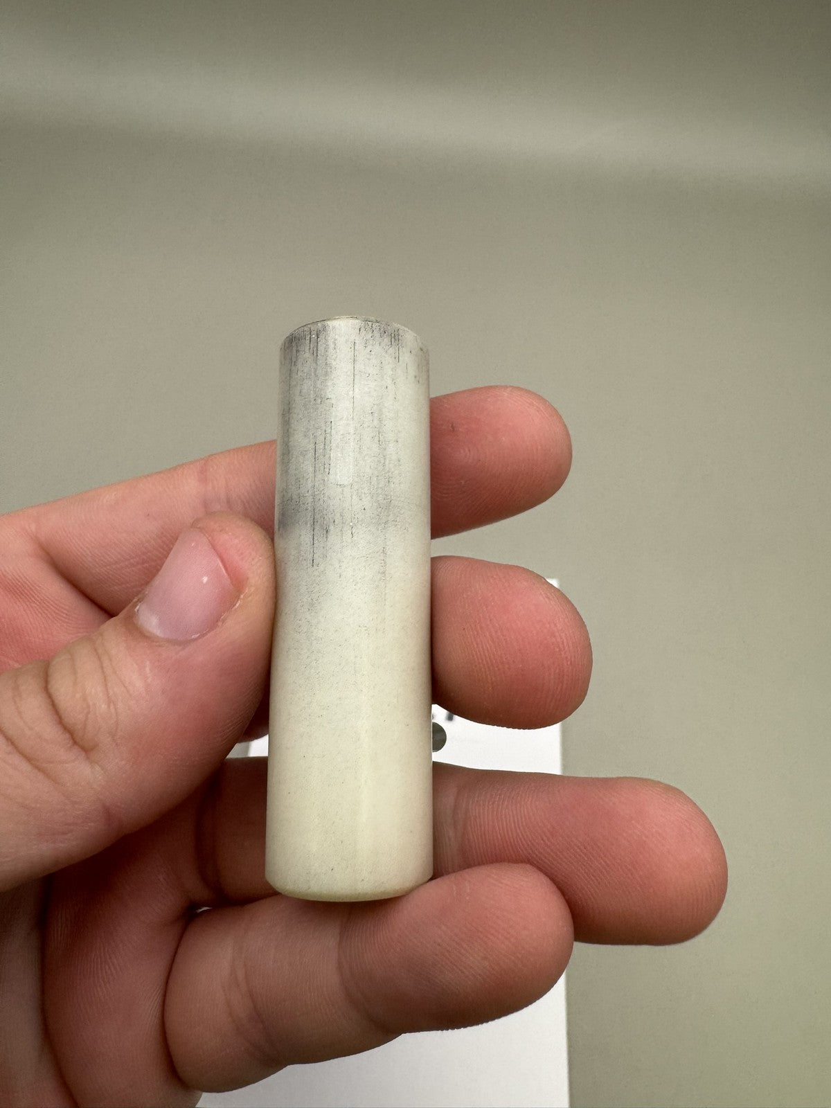 WDP Angel LCD Bolt White
