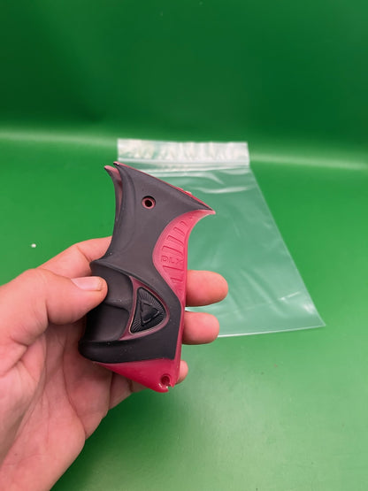 DLX Luxe ICE Rubber Grip Red Black Marker Cover Luxe X