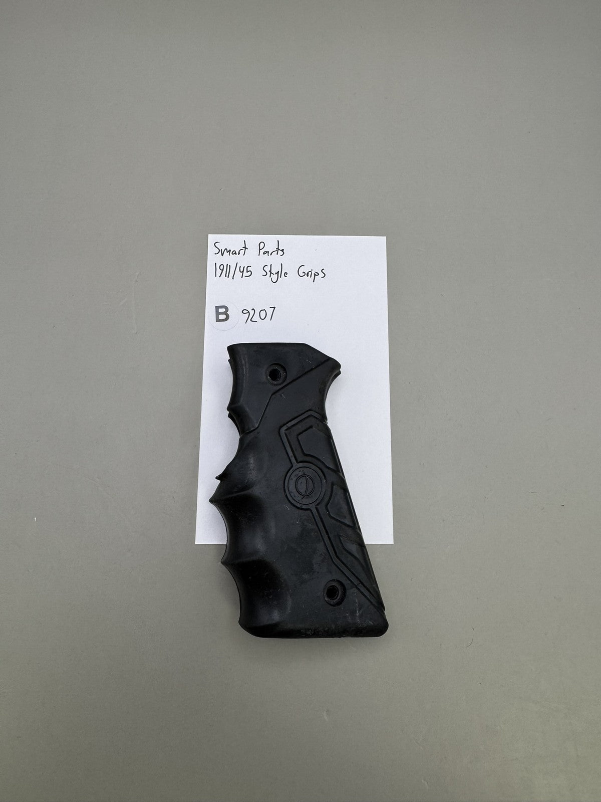 Smart Parts 1911/45 Style Grips