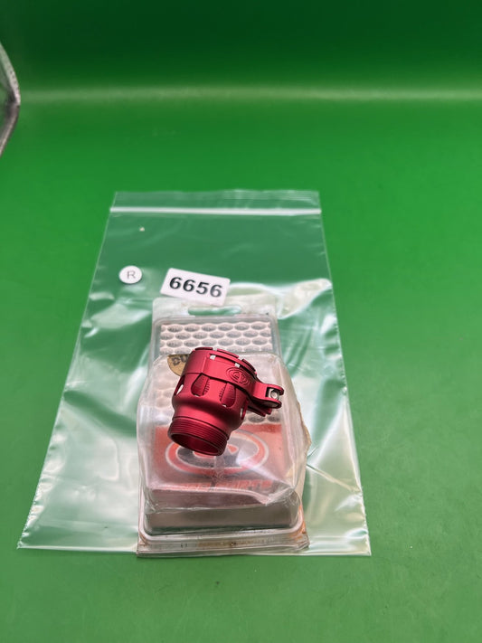 CP Custom Products Dye Feedneck Clamping Red