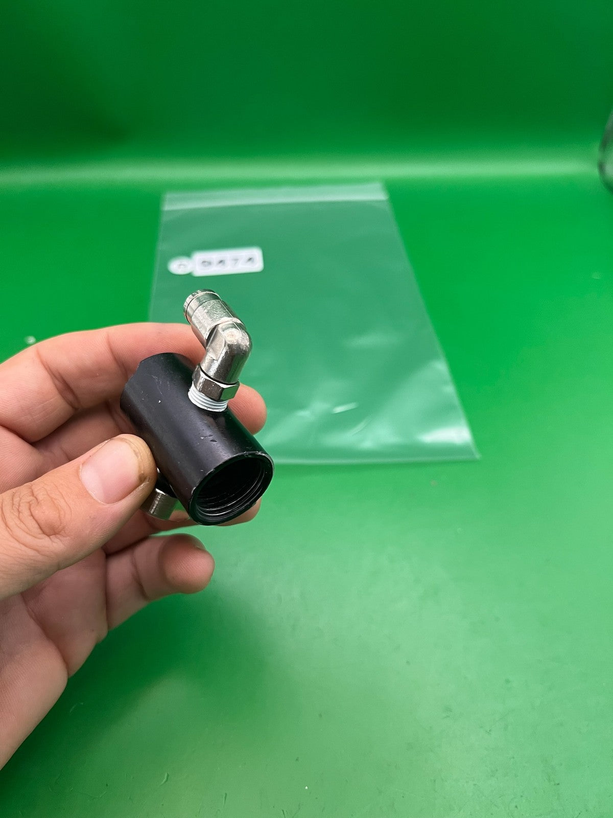 Pro Team Products PTP VASA CO2 Tank Valve w/ Gauge & Elbow Fitting Black