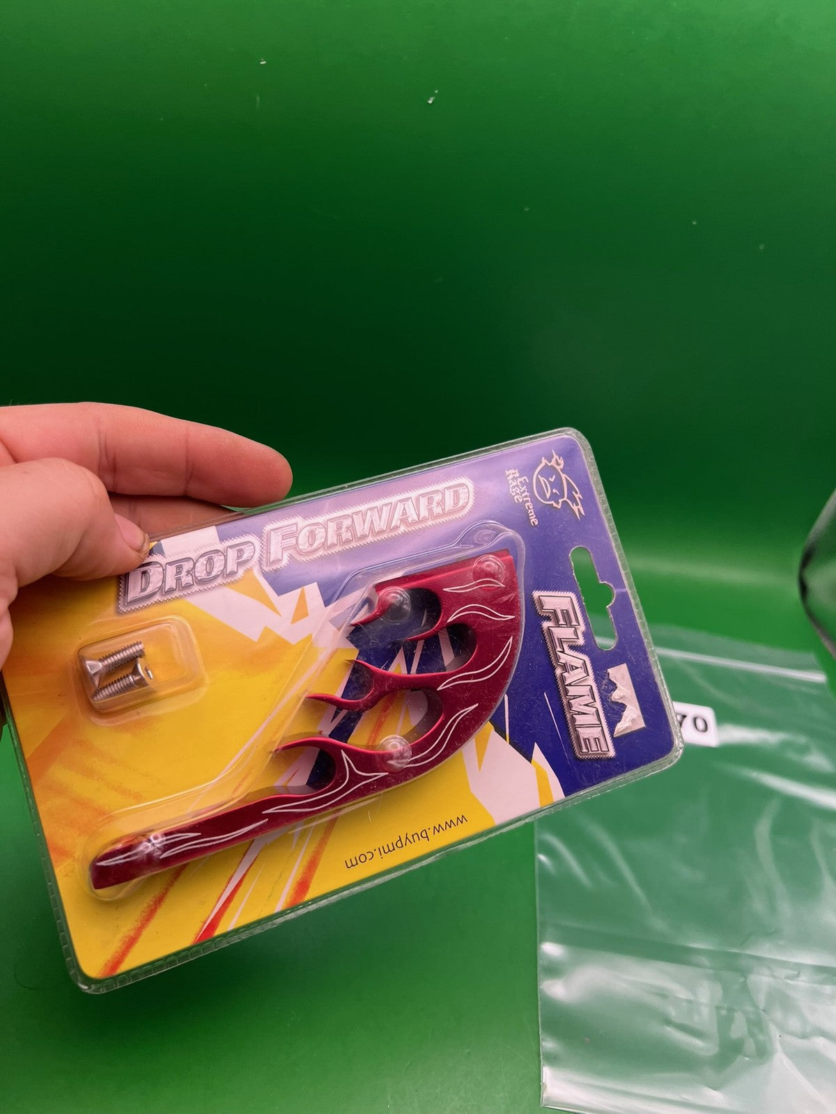Extreme Rage Flame Drop Forward Red