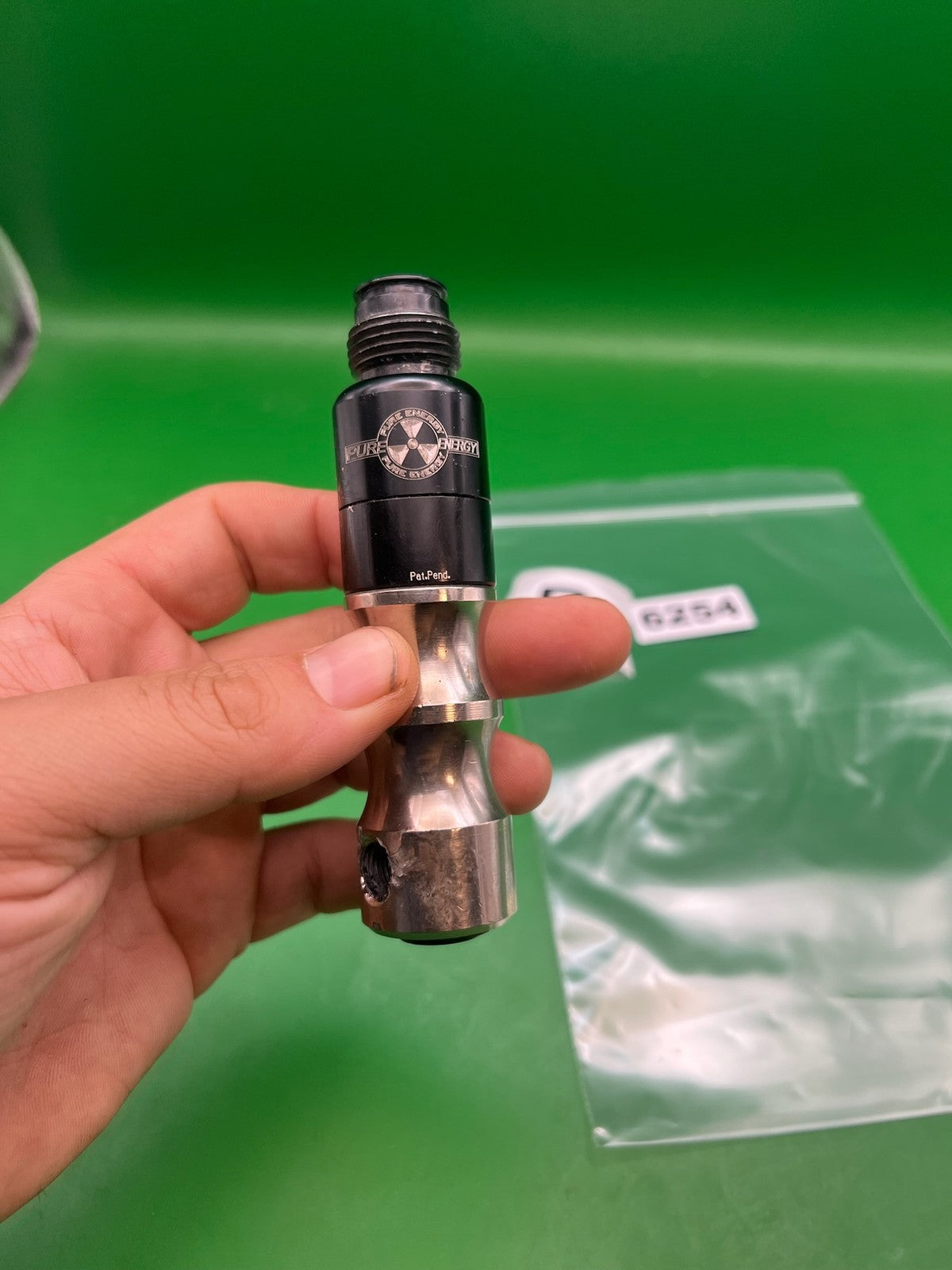Pure Energy Inline Regulator Black Silver