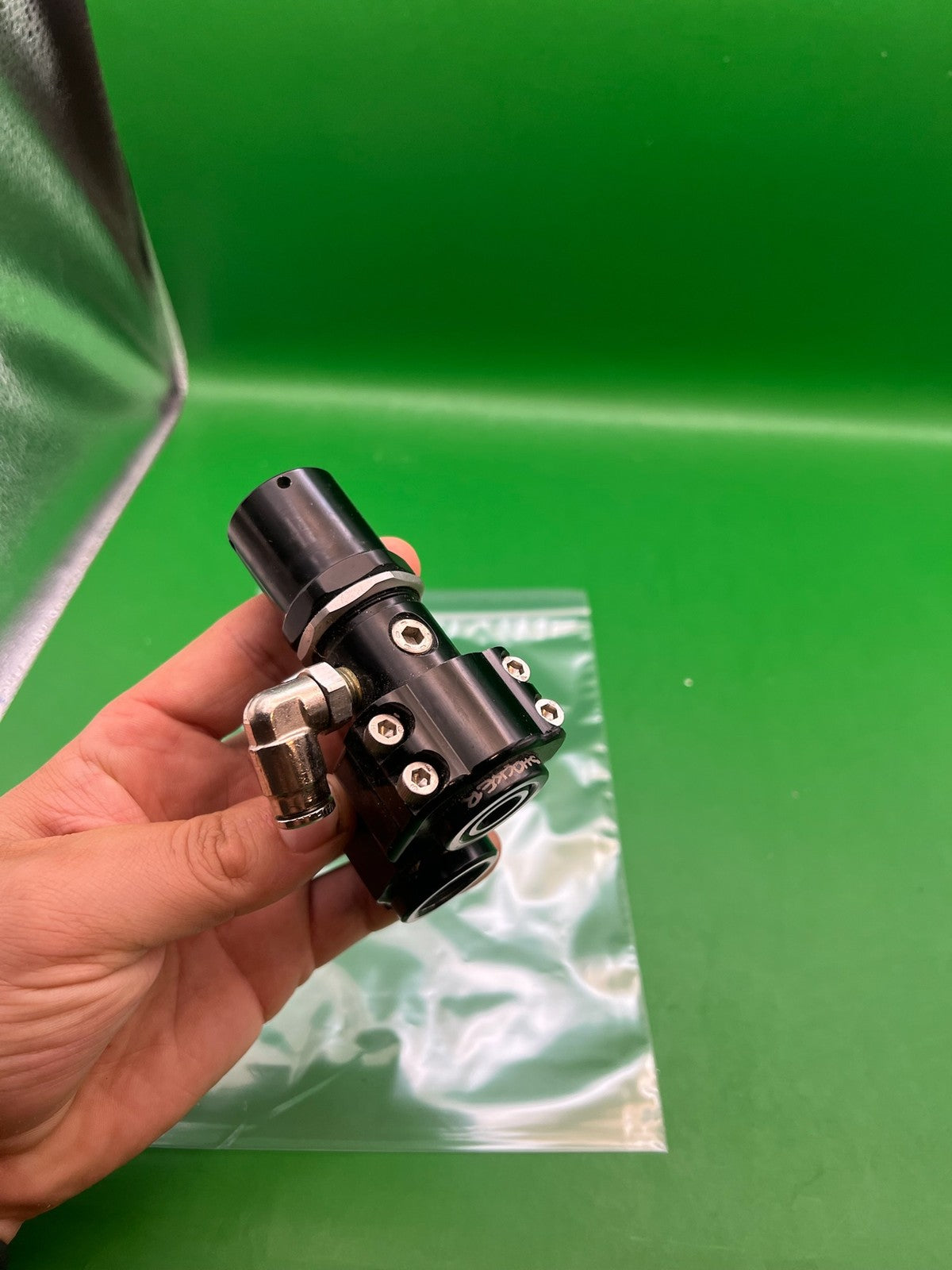 Smart Parts Max Flo For Parts - used paintball regulator - black/silver