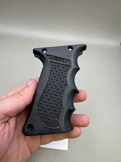 Dye DM3 Grips