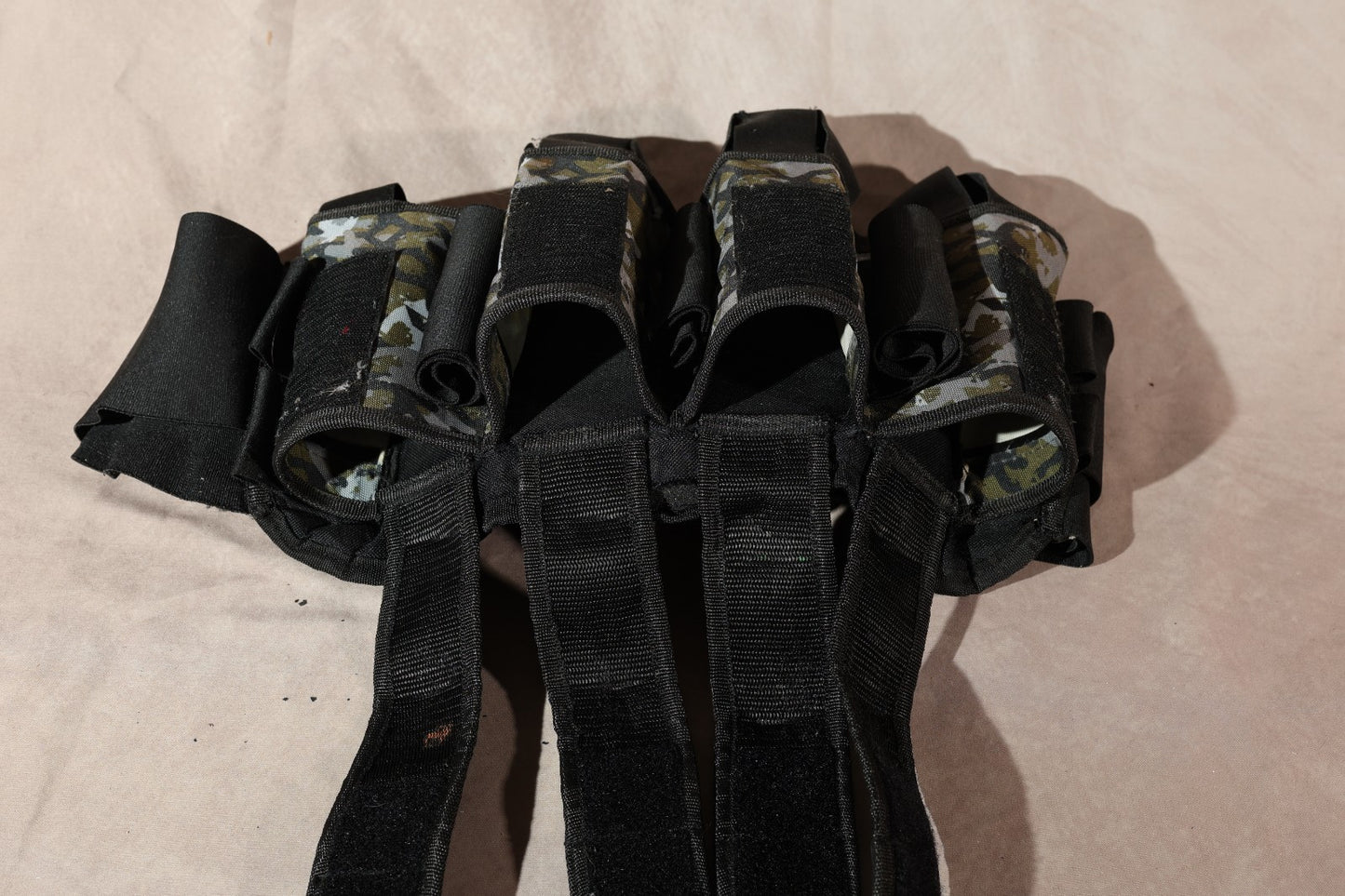 Karnage Paintball Pod Pack Harness Camo with 6 HK Army Pods Bundle