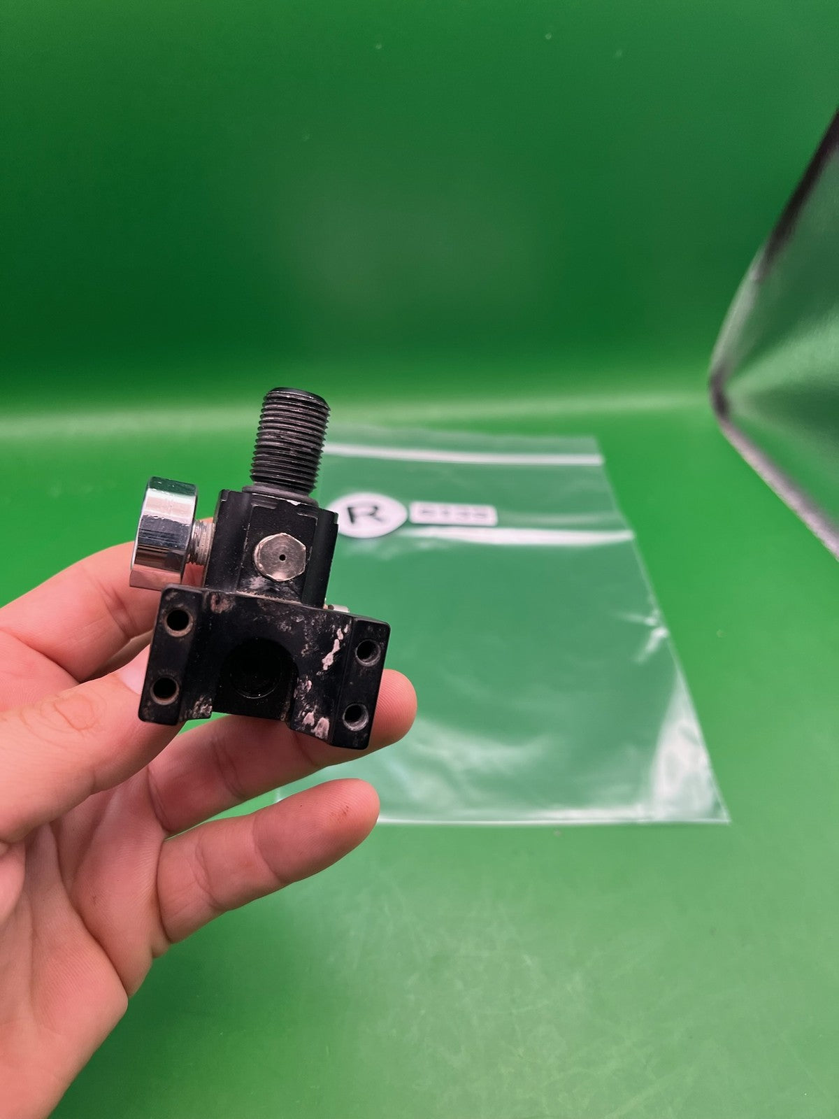 Smart Parts Max-Flo Regulator Black - for Parts