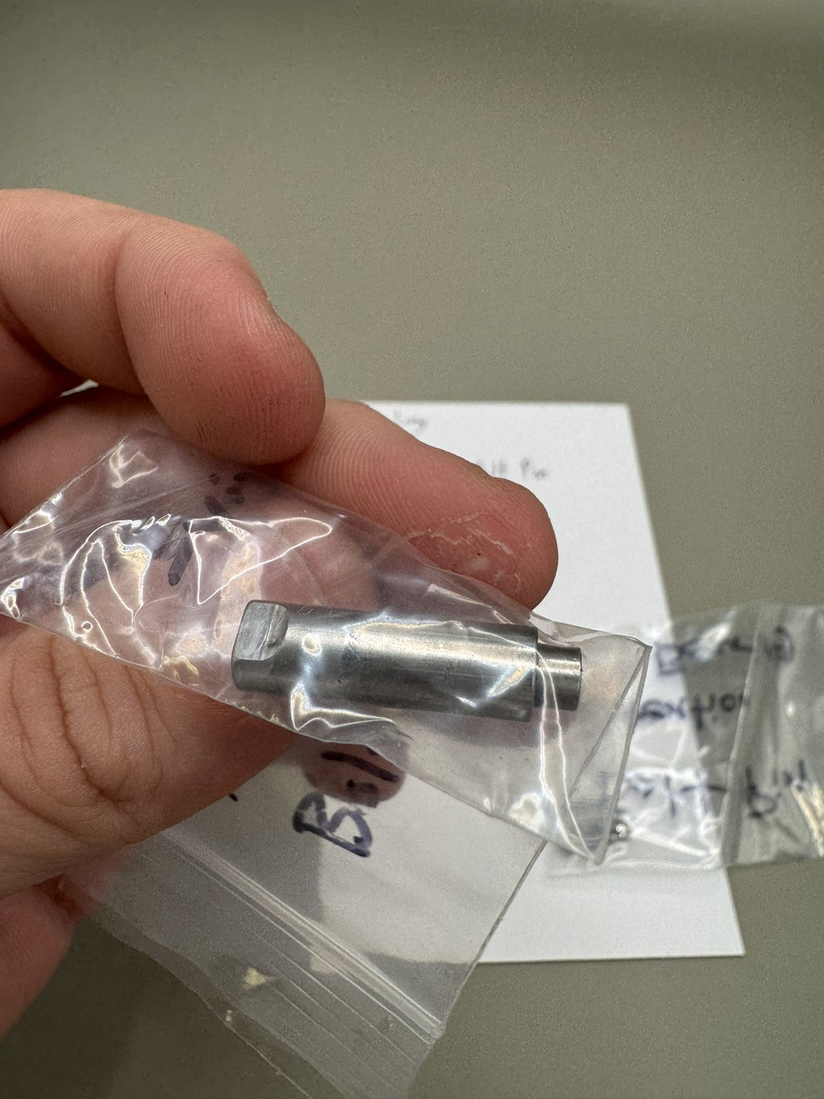 Bob Long G6R Thumb Drive Bolt Pin
