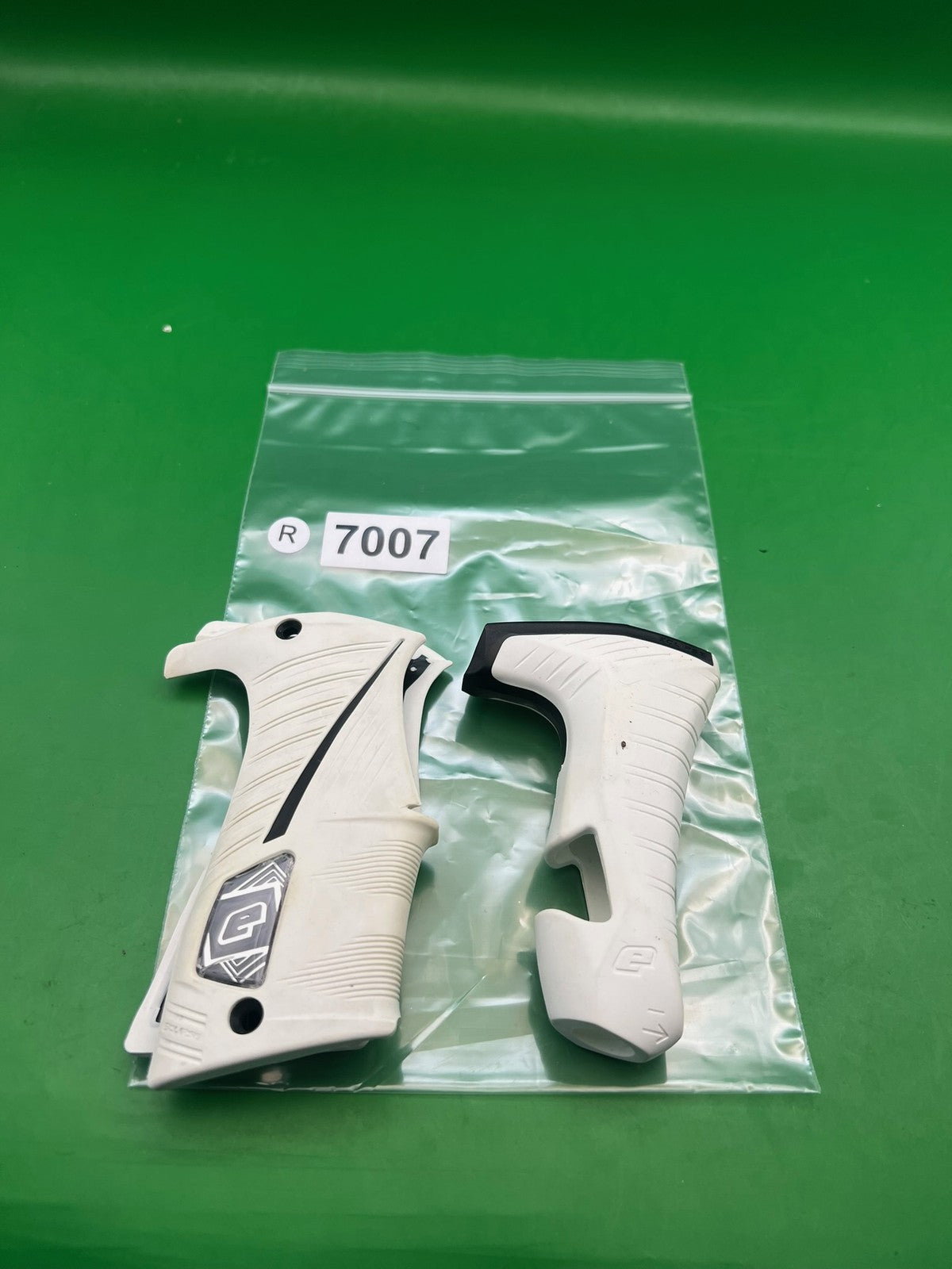 NEW Planet Eclipse Ego LV1.6/LV1.5/LVR/LV1.1/LV1 Colored Grip Kits - White