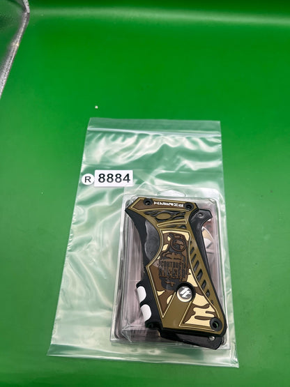 Hybrid Contract Killer Dye DM Grips Camo Gold Black DM4 DM5 DMC PM5 PM6