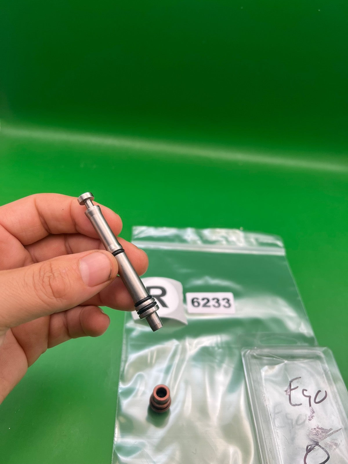 Ego 8 Ram Kit - used paintball ram kit - silver