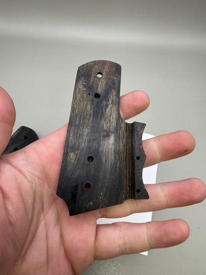 Smart Parts 1911/45 Style Wood Grips