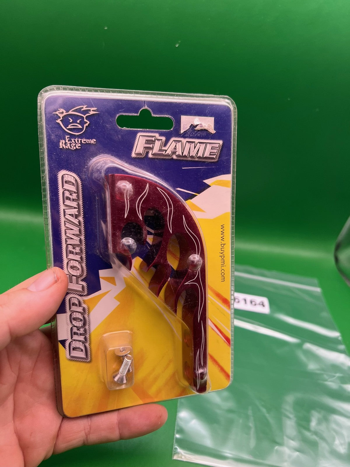 Extreme Rage Flame Drop Forward Red