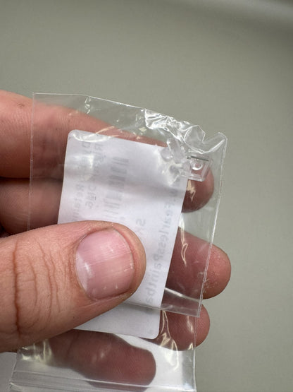 Dye DM6 Eye Retainers