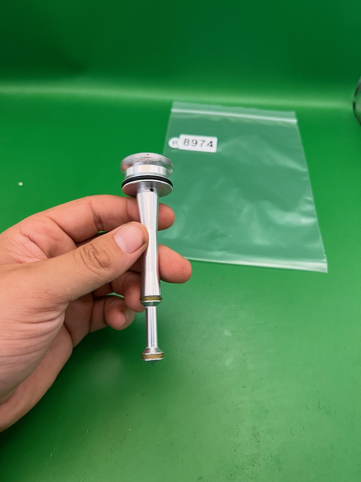 Smart Parts Shocker SFT NXT Bolt Guide Silver Aluminum HE Compatible