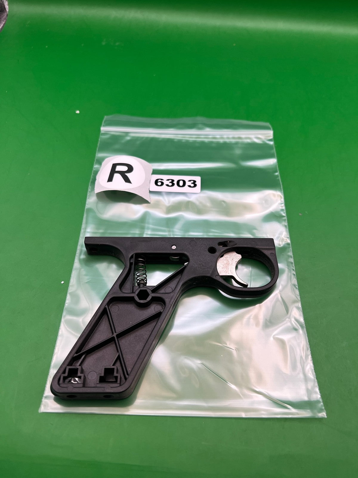 Automag Frame - used paintball grip frame - black