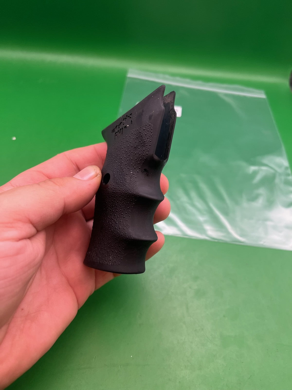 AGD Automag Single Hole Grip Black Rubber Vintage Classic Marker