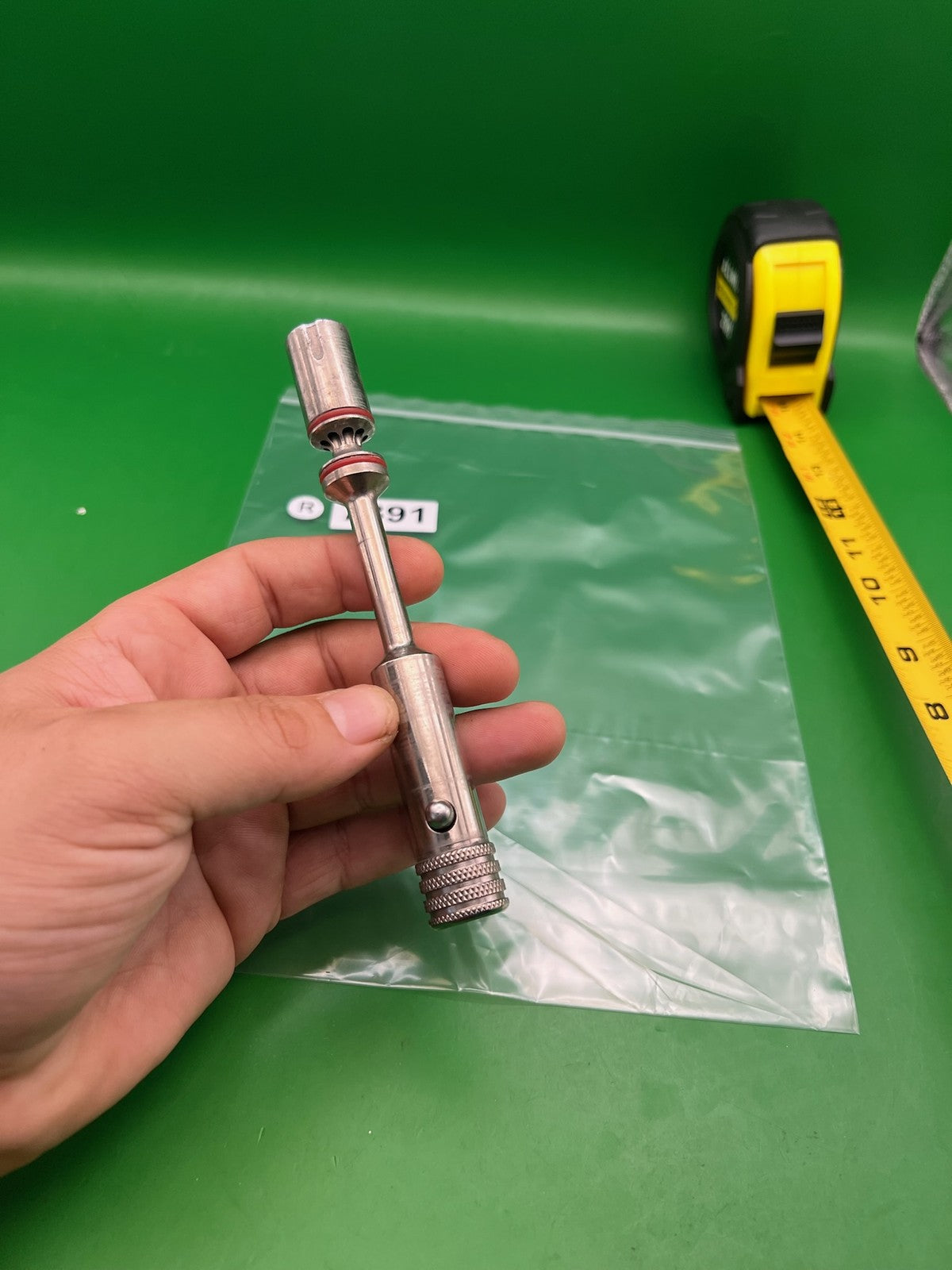 Autococker Bolt