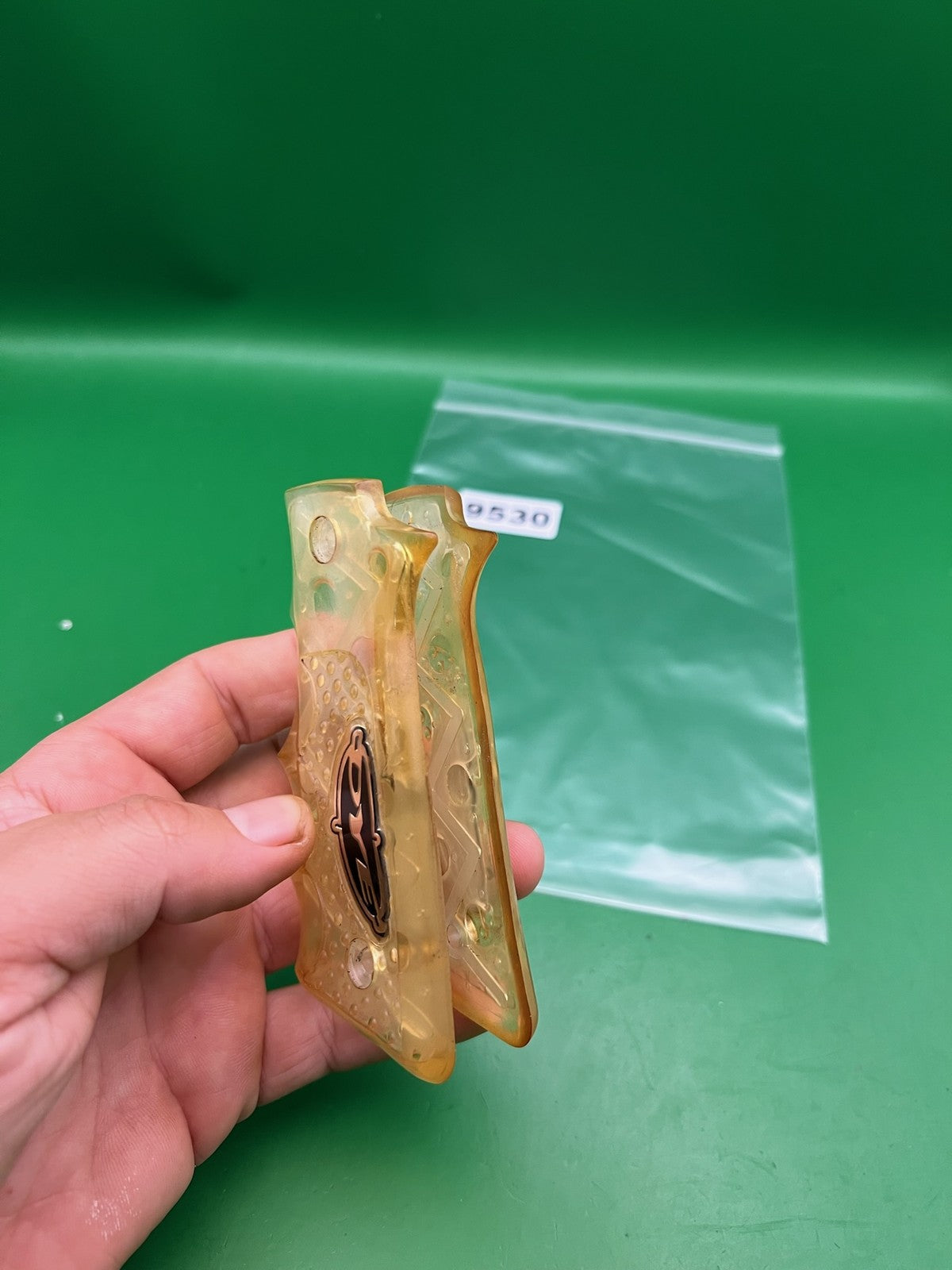Dye Style Sticky Grips Clear Amber Single Panel Paintball