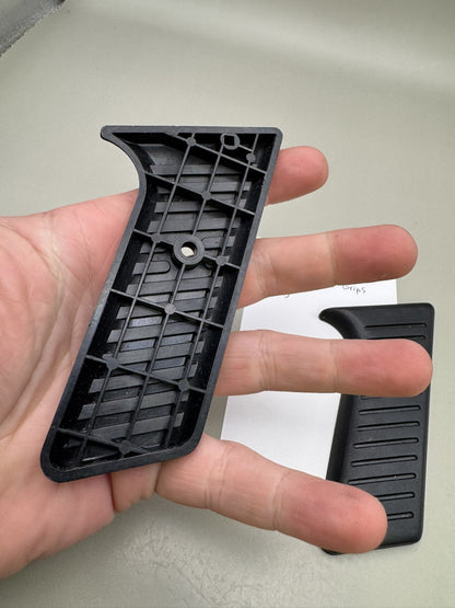 AGD Automag Classic Single Hole Grips