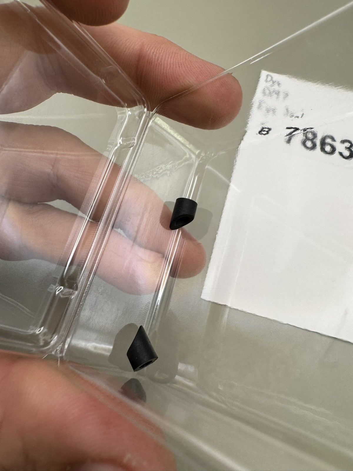 Dye DM7 Eye Seal Black Pair